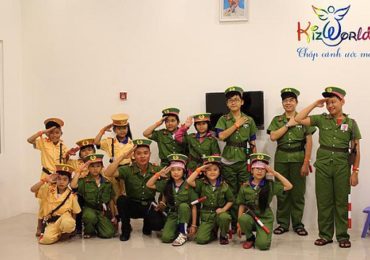 Các bé trải nghiệm hóa thân làm bác sĩ sơ cấp cứu tại khu vui chơi Kizworld